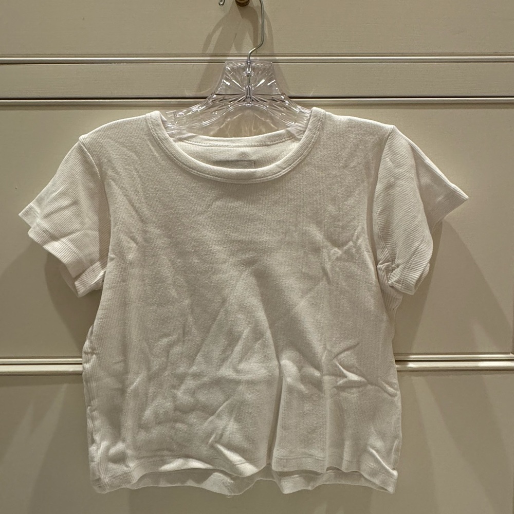 White Ribbed Short Sleeve Top